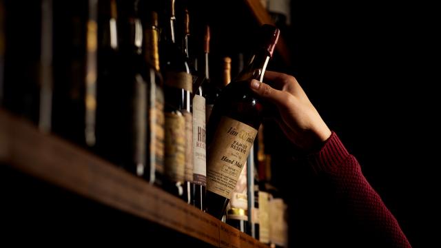 Discover exceptional whiskies at Whisky Auctioneer