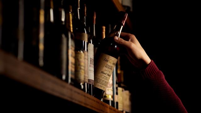 Discover exceptional whiskies at Whisky Auctioneer