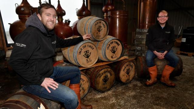 Ian Smith Alain Campbell, Tiree Distillery