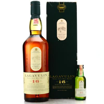 Lagavulin 16 Year Old White Horse 1980s with Miniature Lagavulin 16 Year Old White Horse 1980s with Miniature