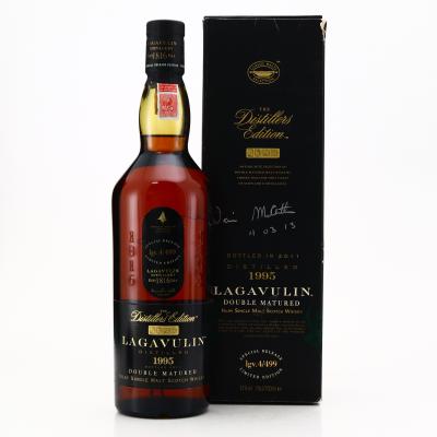 Lagavulin 1995 Distillers Edition / Signed