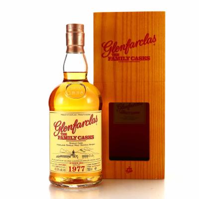 Glenfarclas 1977 Family Cask #6173 / Summer 2022 Glenfarclas 1977 Family Cask #6173 / Summer 2022