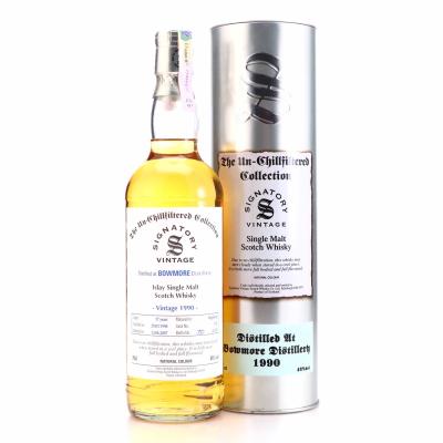 Bowmore 1990 Signatory Vintage 17 Year Old