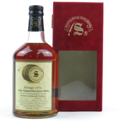 Glenlivet 1976 Signatory Vintage 24 Year Old