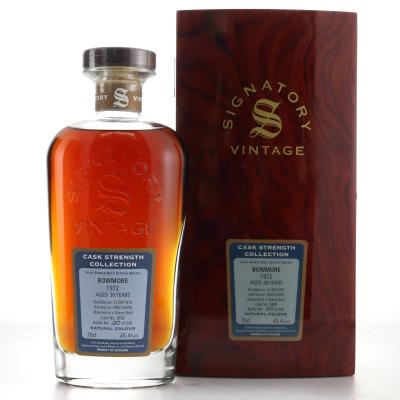 Bowmore 1972 Signatory Vintage 36 Year Old / Cask Strength