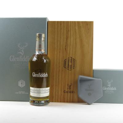 Glenfiddich 1994 Single Cask 20 Year Old / Bourbon Oak / Includes Clay Stand