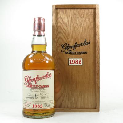 Glenfarclas 1982 Family Cask 1st Release Glenfarclas 1982 Family Cask 1st Release