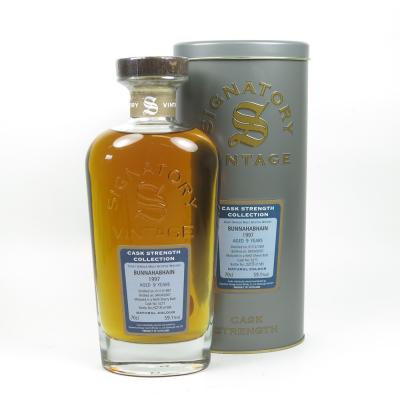 Bunnahabhain 1997 Signatory Vintage / Heavily Peated Bunnahabhain 1997 Signatory Vintage / Heavily Peated