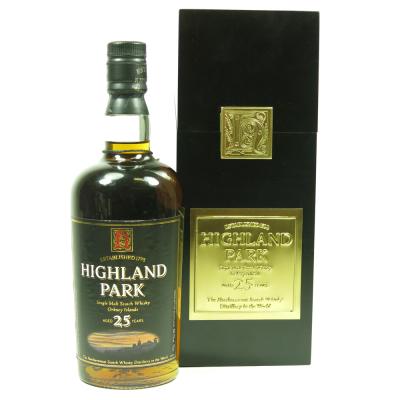 Highland Park 25 Year Old / Square Box Highland Park 25 Year Old / Square Box