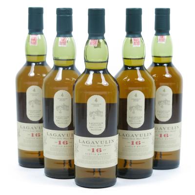 Lagavulin 16 Year Old 5 x 20cl Lagavulin 16 Year Old 5 x 20cl