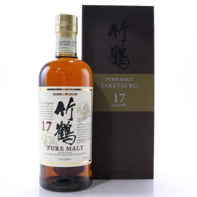 Image for Taketsuru 17 Year Old Pure Malt / Wooden Presentation