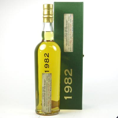 Linlithgow / St Magdalene 1982 Carn Mor 25 Year Old Linlithgow / St Magdalene 1982 Carn Mor 25 Year Old